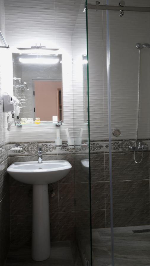 Hotel Shosh Modern Tashkent Bagian luar foto