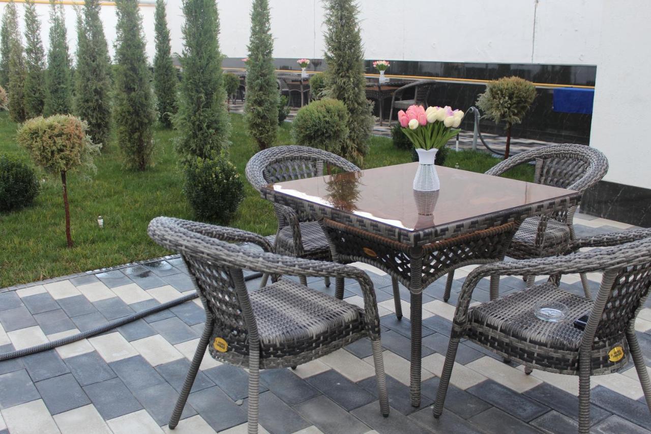 Hotel Shosh Modern Tashkent Bagian luar foto